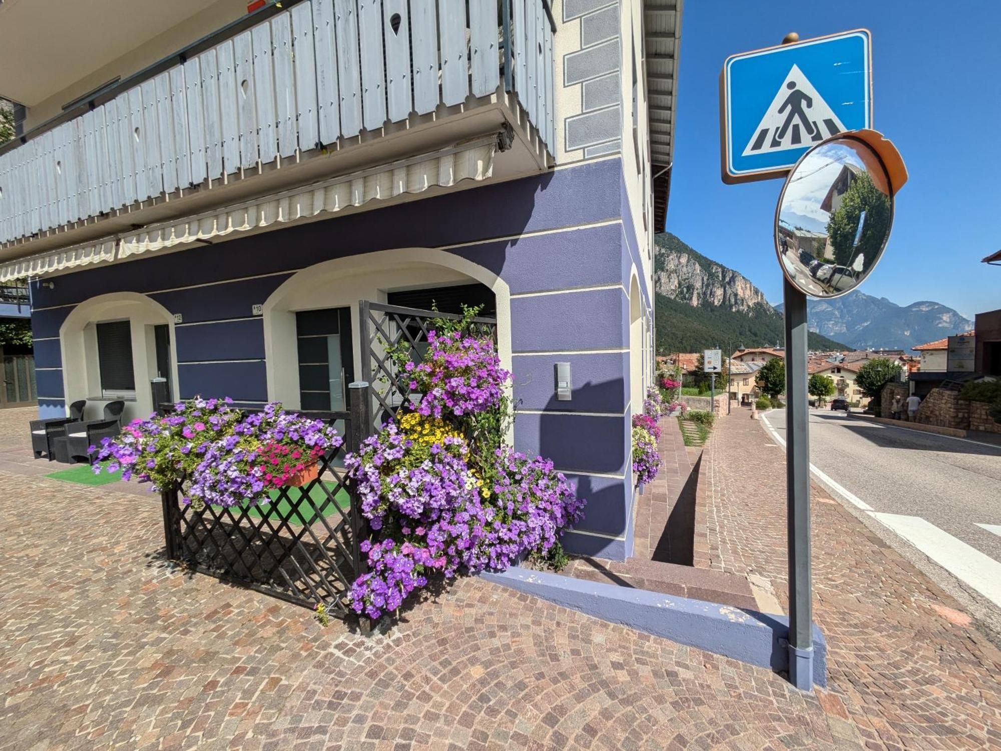 Apartments Giovannini Fai della Paganella Exteriör bild